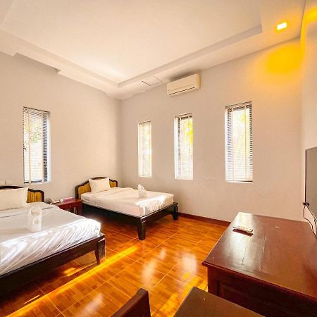 Luxury Angkor Resort & Sky Lounge Сіємреап Екстер'єр фото