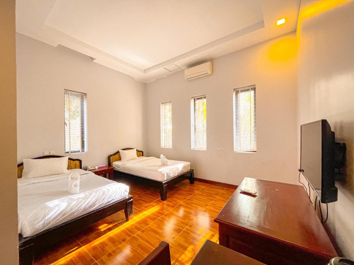 Luxury Angkor Resort & Sky Lounge Сіємреап Екстер'єр фото