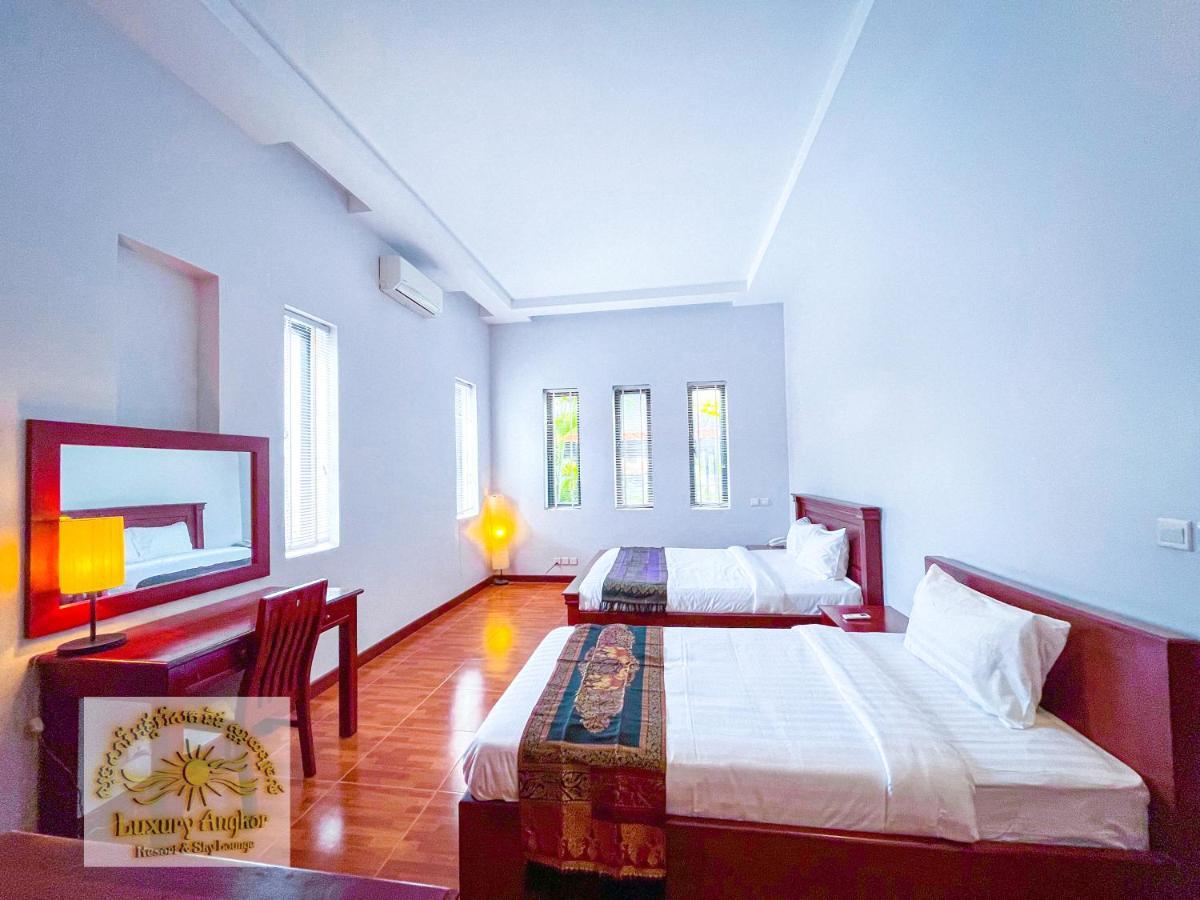Luxury Angkor Resort & Sky Lounge Сіємреап Екстер'єр фото