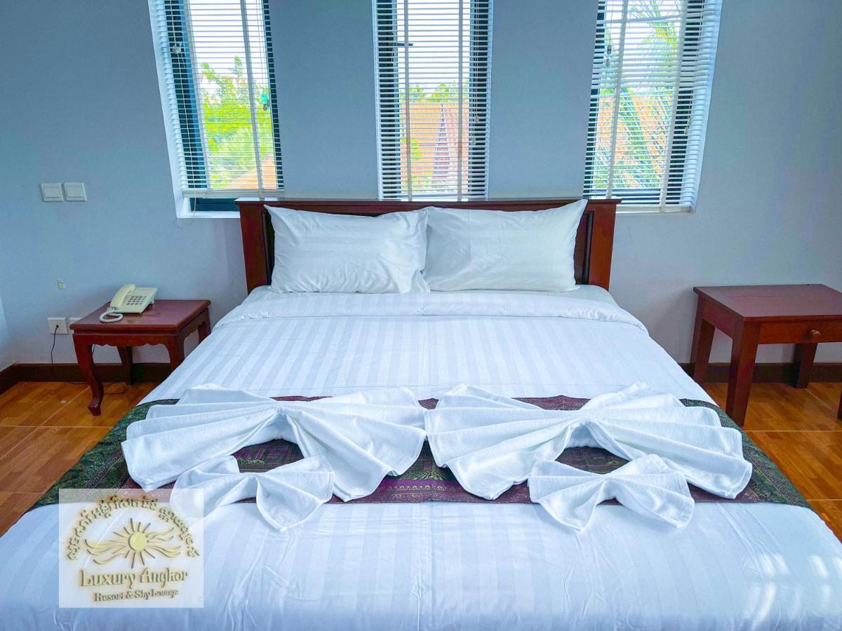 Luxury Angkor Resort & Sky Lounge Сіємреап Екстер'єр фото
