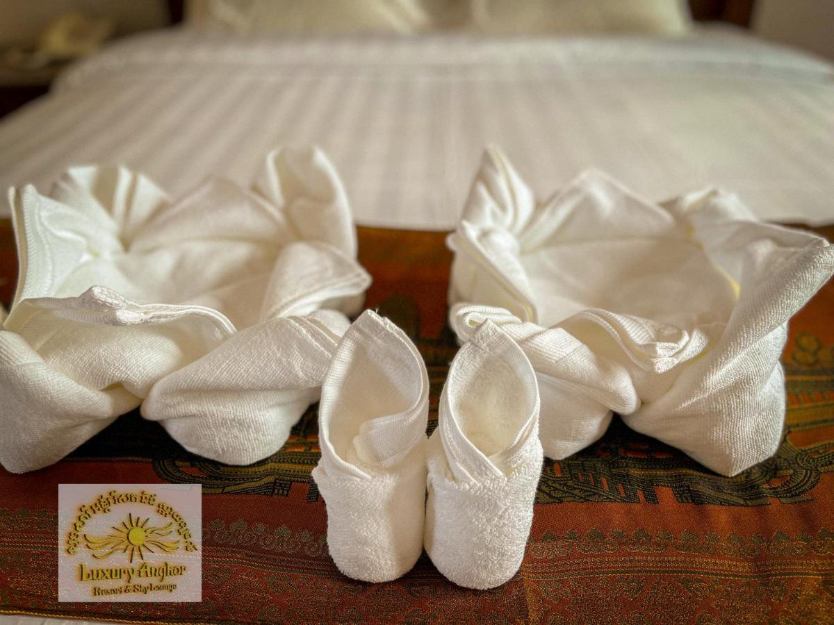 Luxury Angkor Resort & Sky Lounge Сіємреап Екстер'єр фото